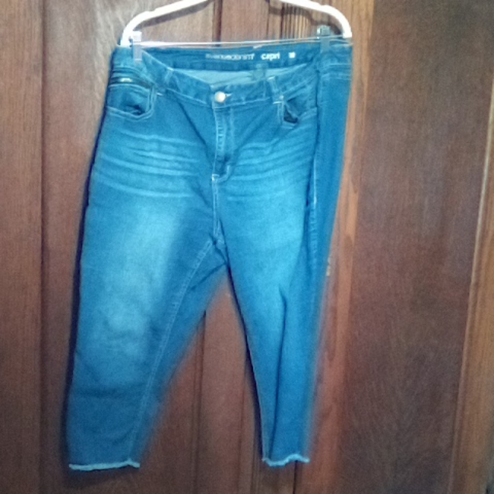 Caprice size 18 (247)